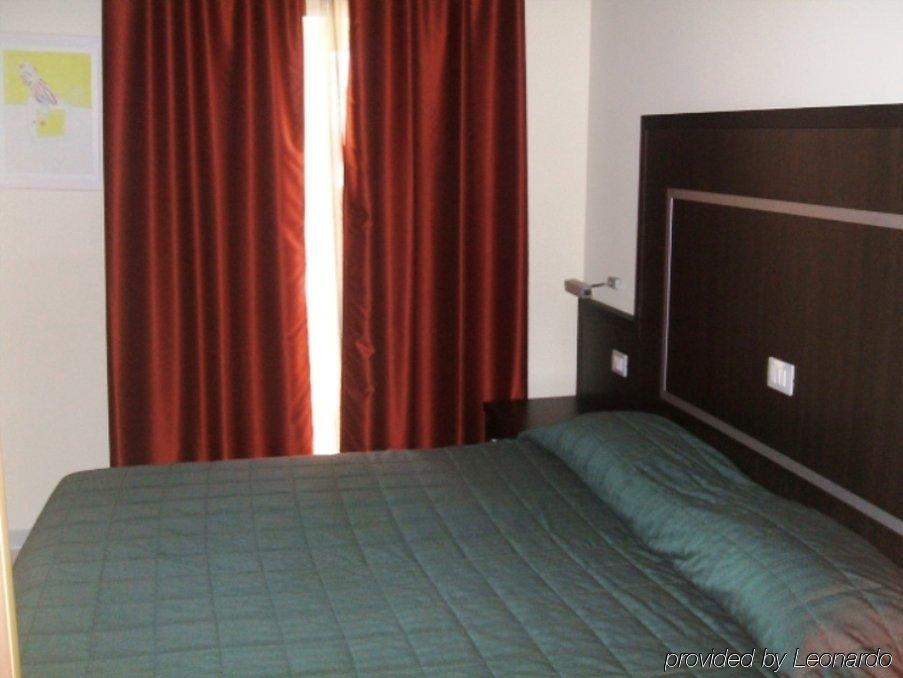 Hotel Mediterraneo Stagno Kamer foto